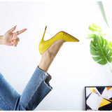 Pointed High Heels With Rivets