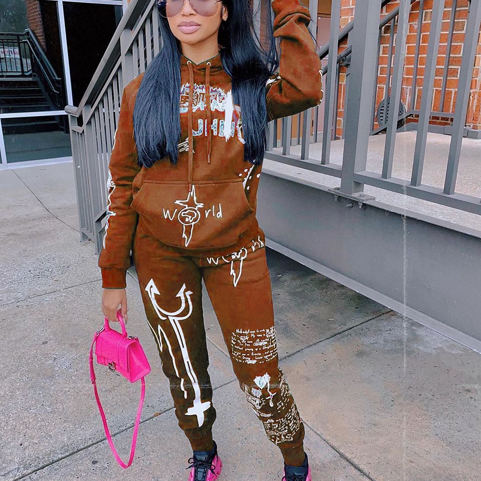 Two-piece sweater with velvet letter print