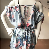 V-neck printed sling shorts